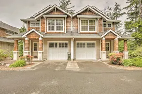 Spacious Family Townhome: Walk to Beach & Downtown - Image 2