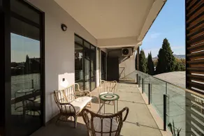 Central 2BR Apt Pool & Gym in the building -Wehost - Image 3