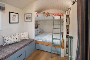 Cow Parsley Shepherd's Hut - Image 5