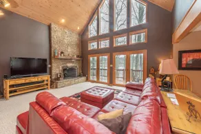 Luxury Lakefront Escape w/ Sauna & Hot Tub - Image 4