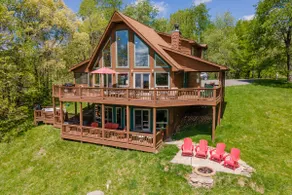 Dog Friendly Mountain Chalet w/ Fireplaces - Image 5