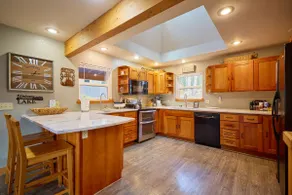 Lakeside Retreat w/Private Sandy Beach and Hot Tub - Image 3