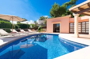 Beach Villa Margot by Sealand Villas - Image 2