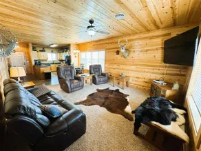 Sommer Spezial! Waubay Lake Jagd- / Angelhütte mit 10 Betten, riesige Garage! - Image 2