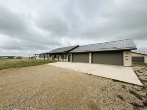Sommer Spezial! Waubay Lake Jagd- / Angelhütte mit 10 Betten, riesige Garage! - Image 4