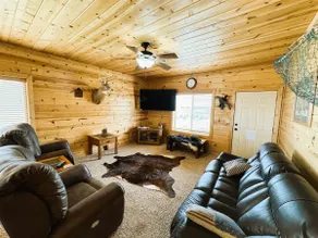 Sommer Spezial! Waubay Lake Jagd- / Angelhütte mit 10 Betten, riesige Garage! - Image 3