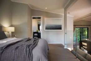 Sanctum at Hepburn ~2 person Spa & Free Wifi - Image 4