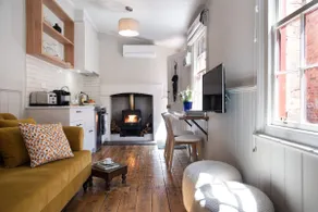Persimmon ~ Petite Retreat ~ Central Clunes - Image 5