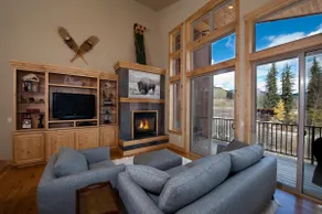 Luxury Ski In/Out townhome on Creek - Views - Private Hot Tub - Image 4