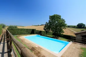 Trianon Country - Image 3