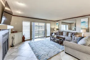 Hot Springs Condo on Lake Hamilton w/ Balcony! - Image 4