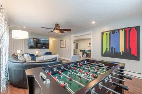 Heated & Comfy! | Offstreet Parking - Image 2
