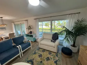 Trendy Beach Condo on The Ground Floor! - Image 2