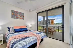 Waterfront Pearl Suite 2 Bed Luxury Apt - Image 4