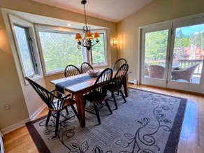 O39 Entry level Bretton Woods Cottage on beginner ski trail. Perfect location for all seasons! - Image 3