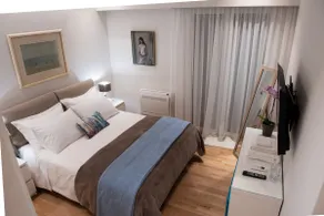 Katia Modern Apartment in Athens - Image 2