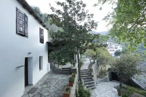 Pelion Secluded House - Image 2