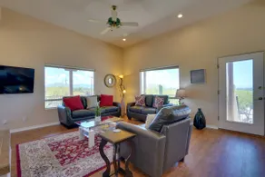 NY! Privat Tucson Home w / Panoramautsikt över Mtn & Pool - Image 3