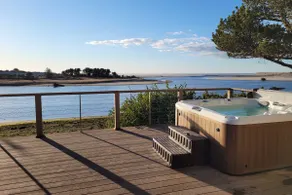 Waterfront Seaside Beach Home w/ Views & Hot Tub! - Image 2