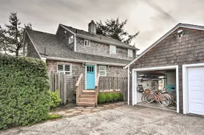 Waterfront Seaside Beach Home w/ Views & Hot Tub! - Image 3
