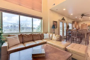 Eden Townhome w/ Mtn View + Shuttle to Powder Mtn! - Image 5