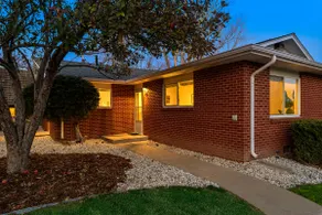 Ultimate Chill Zone, BBQ, Bikes, Pet Friendly!! - Image 2