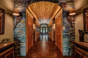 Luxe Lakefront Lodge: Dock & Game Room - Image 4