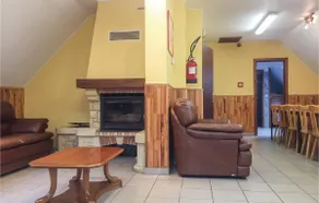 6 Bedroom Beautiful Home In Dirbach - Image 5
