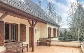6 Bedroom Beautiful Home In Dirbach - Image 2