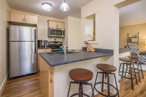 Condo w/private balcony, fireplace and great location - Stillwater Family Retreat - Image 5
