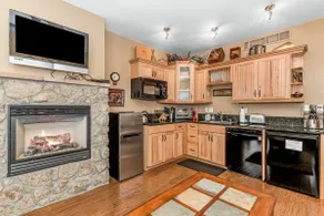 Deer Mountain 28B - Cozy Condo with 2 Fireplaces - Image 4