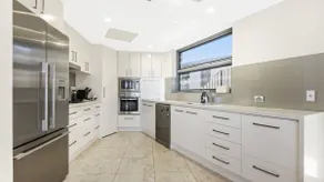 Beachfront Apartment 1 Cabarita Beach - Image 3