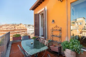 Trevi Comfortable Apartment with Terrace | Romeloft - Image 4