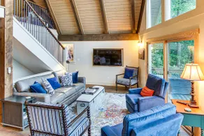 Stunning Blue Ridge Mtn Views! Brevard Chalet - Image 4