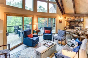 Stunning Blue Ridge Mtn Views! Brevard Chalet - Image 3