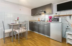 0-Bedroom Apartment In Radmani - Image 3