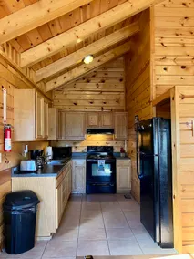 Pet-Friendly Retreat by Rock Wall w- Hot Tub - Image 3
