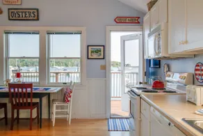 'Heron Cottage' on Casco Bay w/ Deck & Boat Dock! - Image 4
