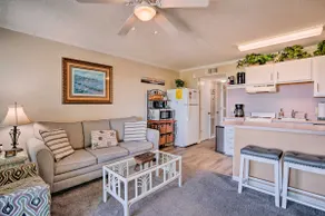 Beachfront Isle of Palms Condo w/ Balcony & Pool! - Image 4