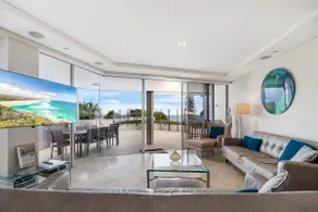 Oceans 201 by G1 Holidays - Three Bedroom Unit on Mooloolaba Esplanade - Image 4