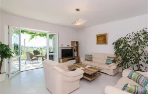 Stunning home in Orasac - Image 3