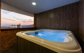 Beautiful home in Mravince with sauna - Image 2