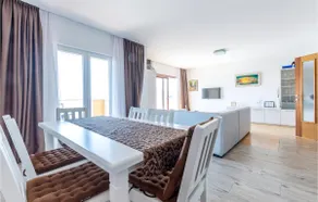 Beautiful home in Mravince with sauna - Image 3