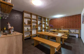 Beautiful home in Mravince with sauna - Image 5
