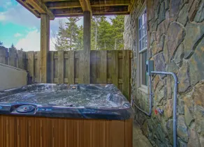 Shays Landing #6: 4 Bedrooms, 45 Bath: Pvt Hot Tub, Slope Side - Image 5