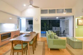 Beach Villa 5 - Image 2