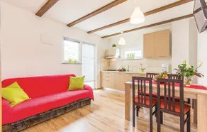 2 bedroom amazing home in Peroj - Image 3