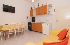 Pet friendly apartment in Supetar - Image 4