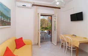 Pet friendly apartment in Supetar - Image 2