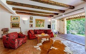 Two-Bedroom Apartment In Trstenik - Image 3